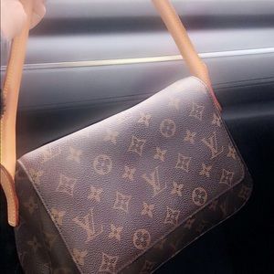 Louis Vuitton purse original